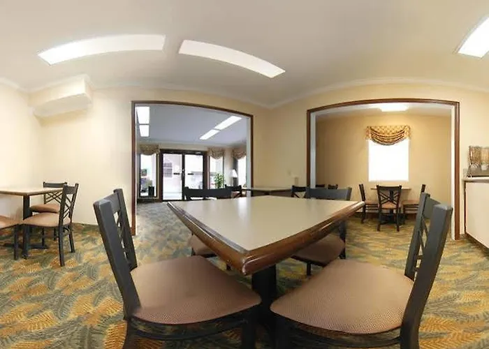 Inn Rodeway Near Hood 4*